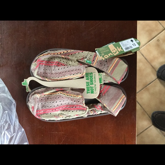 Vintage Rare Sanuk Holy Moly Sandals